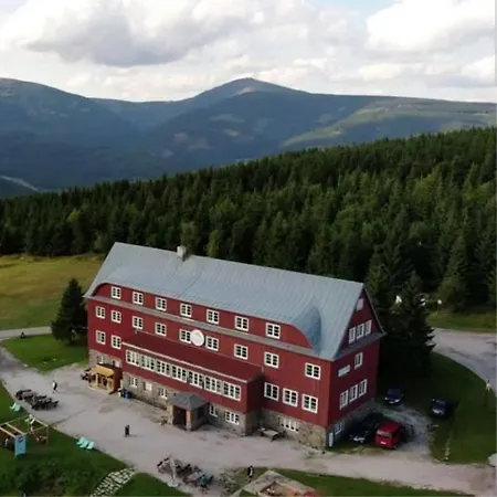 Prazska Bouda Hotel