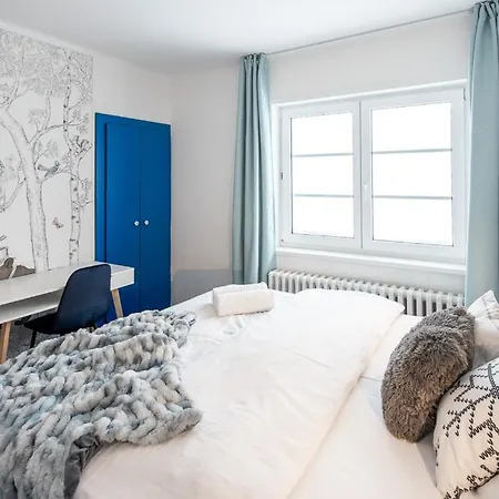 Prazska Bouda Hotel *