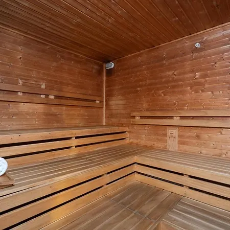 Hotel Prazska Bouda *